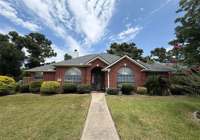 1st image of 9814 Guest St, Houston, TX 77078 | MLS# 78897954