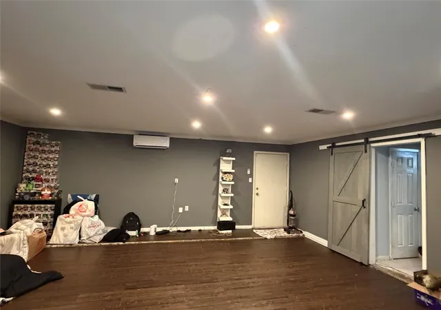 31st image of 9814 Guest St, Houston, TX 77078 | MLS# 78897954