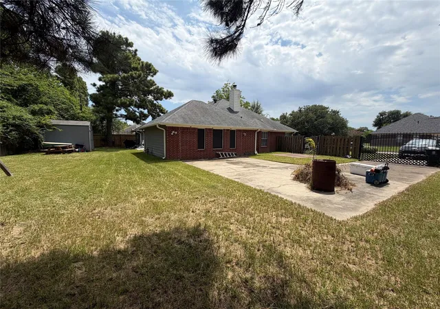 3rd image of 9814 Guest St, Houston, TX 77078 | MLS# 78897954
