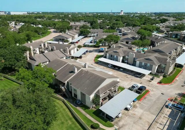 2nd image of 1900 Bay Area Blvd, Houston, TX 77058