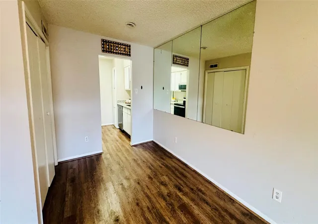 5th image of 1900 Bay Area Blvd #136, Houston, TX 77058 | MLS# 25931663