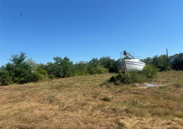 1st image of 2250 Avenue L, Dickinson, TX 77539 | MLS# 69719434
