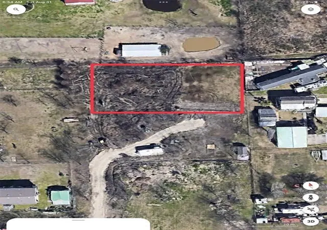 2nd image of 2250 Avenue L, Dickinson, TX 77539 | MLS# 69719434