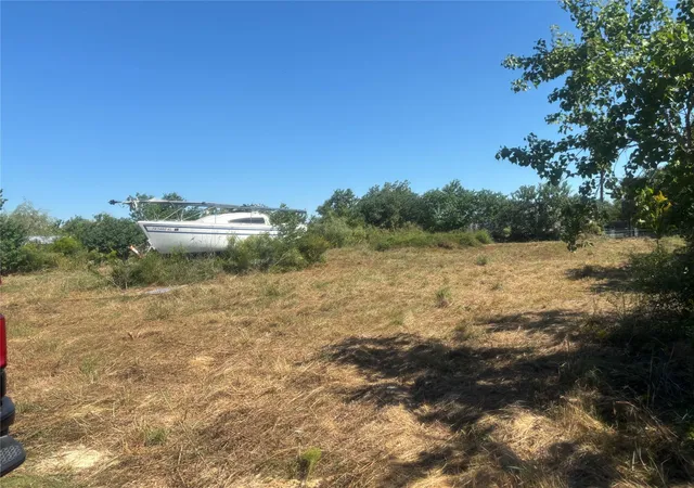 4th image of 2250 Avenue L, Dickinson, TX 77539 | MLS# 69719434