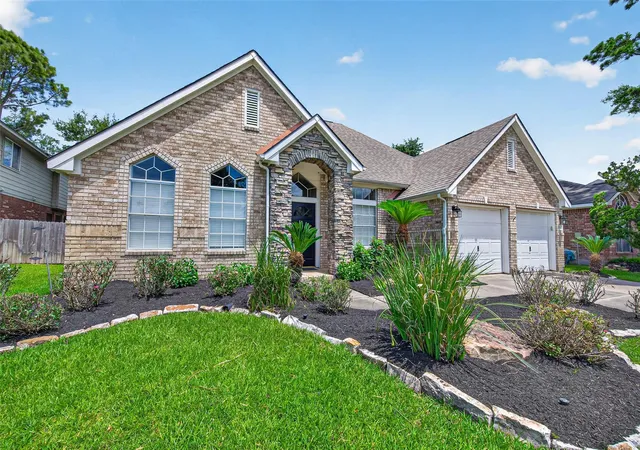 Photo 3 of Single family home for sale at 13718 Clareton Ln, Cypress, TX 77429 | MLS# 74081835 | Listing updated on 2026-08-05