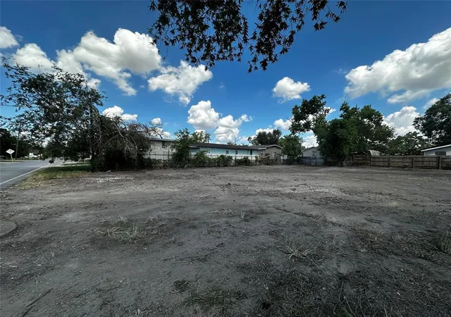 2nd image of 14613 Hillsboro St, Houston, TX 77015 | MLS# 73661299