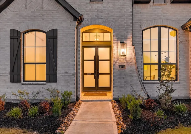 3rd image of 8818 Blue Grotto Ln, Manvel, TX 77578 | MLS# 50484573