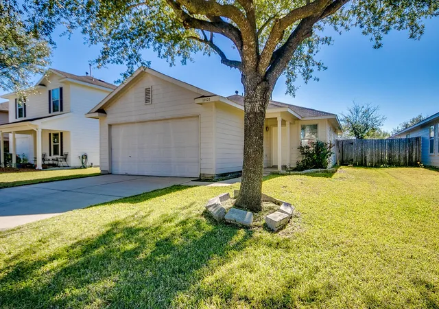2nd image of 19023 Brownstone Mills Dr, Cypress, TX 77433 | MLS# 35761338