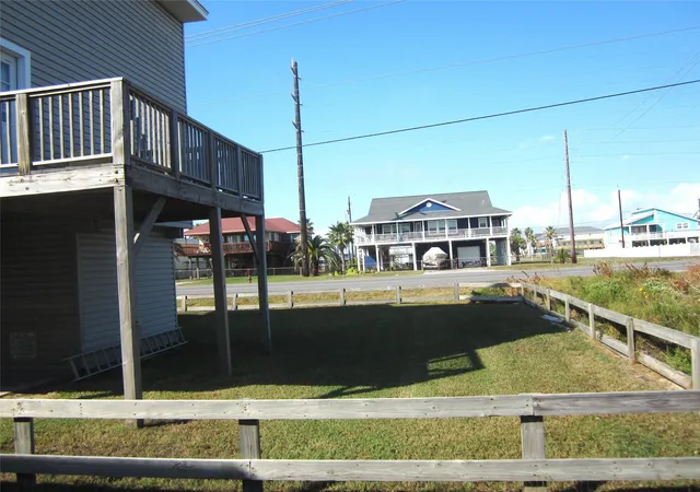Photo 2 of Single family home for sale at 21639 San Luis Pass Rd, Galveston, TX 77554 | MLS# 46571826 | Listing updated on 2026-08-17