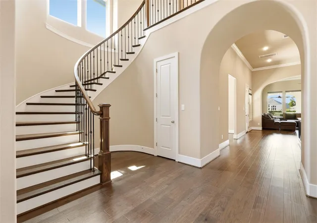 5th image of 5107 Galahad Ct, Missouri City, TX 77459 | MLS# 43844384