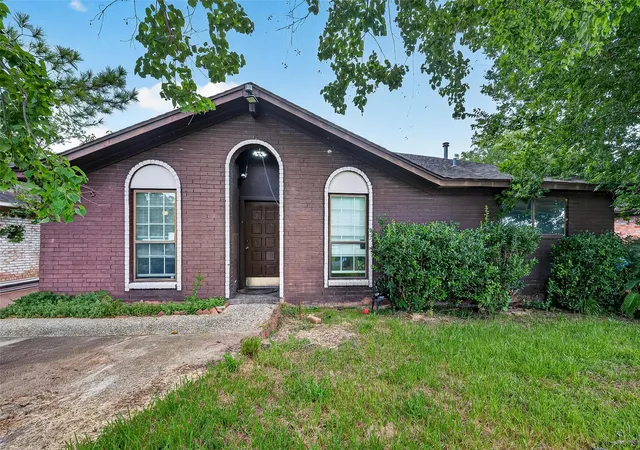 Photo 1 of Single family home for sale at 1318 2nd Street, League City, TX 77573 | MLS# 37606964 | Listing updated on 2026-07-29