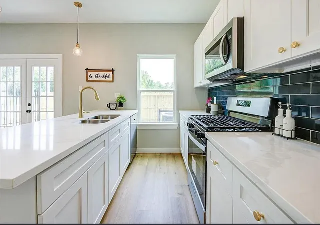 Photo 2 of Sale Pending at 8361 Tate St, Houston, TX 77028 | MLS# 58676068 | Listing updated on 2026-08-25