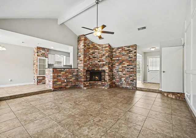 Photo 4 of Single family home for sale at 1150 Red Rock Cyn Dr, Katy, TX 77450 | MLS# 97363122 | Listing updated on 2026-09-10