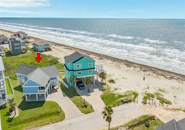 Photo 3 of Single family home for sale at 4230 Pirates Dr, Galveston, TX 77554 | MLS# 20254035 | Listing updated on 2026-09-12