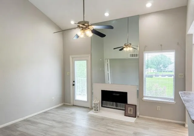 Photo 1 of Condo for sale at 2011 Spenwick Dr #522, Houston, TX 77055 | MLS# 17475320 | Listing updated on 2026-08-22