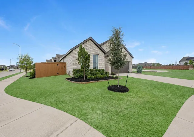 Photo 2 of Single family home for sale at 27210 Henley Ridge Dr, Katy, TX 77493 | MLS# 42585088 | Listing updated on 2026-07-21