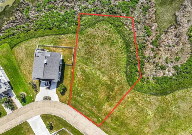 Photo 3 of Land for sale at 3906 Curlew Dr, Galveston, TX 77554 | MLS# 74031538 | Listing updated on 2026-04-09