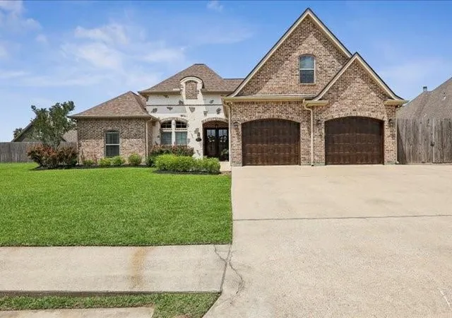 Homes for sale in Lumberton, TX | 100 Sir Cameron, Lumberton, TX 77657 | MLS# 77136670