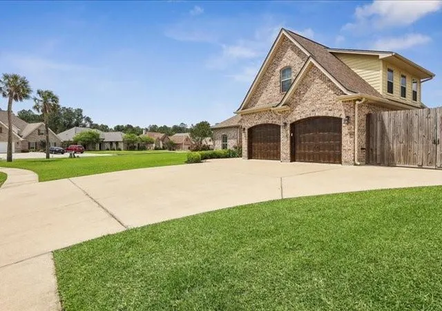 Homes for sale in Lumberton, TX | 100 Sir Cameron, Lumberton, TX 77657 | MLS# 77136670