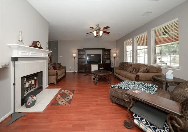 Photo 4 of Single family home for sale at 21622 Canyon Ter Ln, Katy, TX 77450 | MLS# 4617789 | Listing updated on 2026-08-07