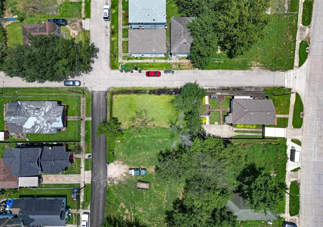 Photo 2 of Land for sale at 2910 Jewel St, Houston, TX 77026 | MLS# 11294755 | Listing updated on 2026-07-23