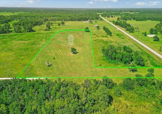 Photo 1 of Land for sale at 8922 Fm 521 Rd, Brazoria, TX 77422 | MLS# 83321927 | Listing updated on 2026-07-21