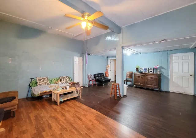 image of 418 Bishop St, Houston, TX 77009 | MLS# 16032979