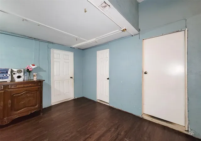 image of 418 Bishop St, Houston, TX 77009 | MLS# 16032979