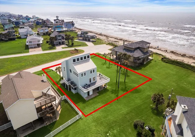 Photo 3 of Sale Pending at 4211 Long Tom Ct, Galveston, TX 77554 | MLS# 72281002 | Listing updated on 2026-09-17