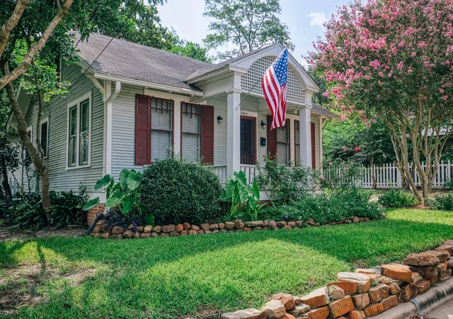 Homes for sale in Brenham, TX | 1405 S Park St, Brenham, TX 77833 | MLS# 10978049