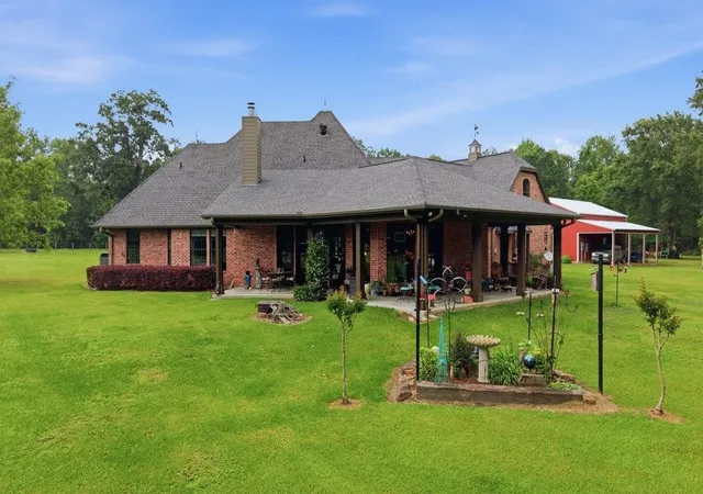 Homes for sale in Buna, TX | 1581 County Road 715, Buna, TX 77612 | MLS# 23647080