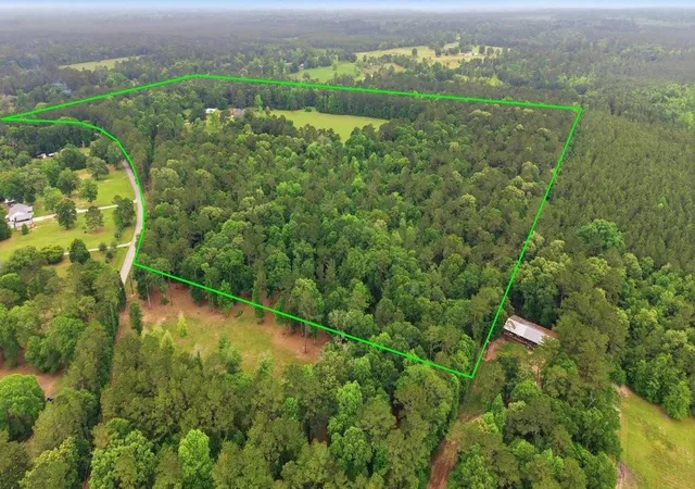 Homes for sale in Buna, TX | 1581 County Road 715, Buna, TX 77612 | MLS# 23647080