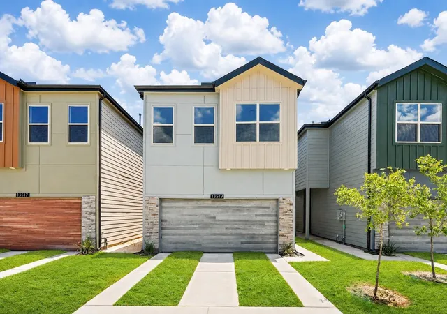 2nd image of 2804 Peacock Green Wy, Houston, TX 77047 | MLS# 54315905