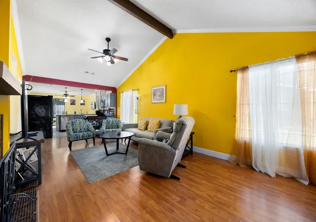 3rd image of 12021 Bob White Dr, Houston, TX 77035 | MLS# 79173755