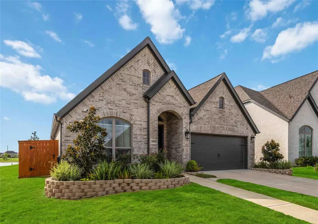 Photo 2 of Single family home for sale at 18834 Windy Orchard Ct, Manvel, TX 77578 | MLS# 98912556 | Listing updated on 2026-09-12
