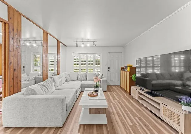 1st image of 2617 Marilee Lane #1, Houston, TX 77057 | MLS# 14520421