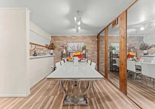 3rd image of 2617 Marilee Lane #1, Houston, TX 77057 | MLS# 14520421