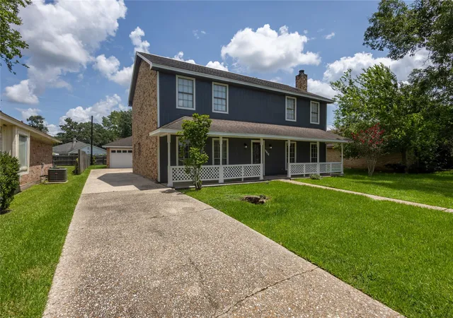 Photo 3 of Single family home for sale at 4610 Ford St, Beaumont, TX 77706 | MLS# 25073508 | Listing updated on 2026-08-24