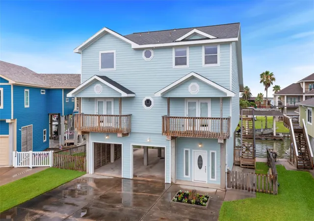 2nd image of 1110 Papeete St, Galveston, TX 77554 | MLS# 82518881
