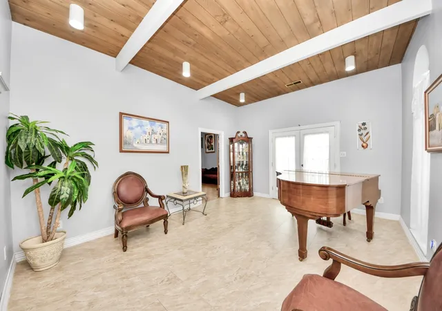 4th image of 8302 Candlegreen Ln, Houston, TX 77071 | MLS# 88755097