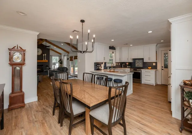 image of 760 Pinecrest St, Vidor, TX 77662 | MLS# 86653973