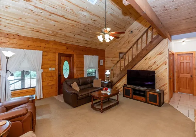 Homes for sale in Sour Lake, TX | 4864 Hob Warren Rd, Sour Lake, TX 77659 | MLS# 80855571