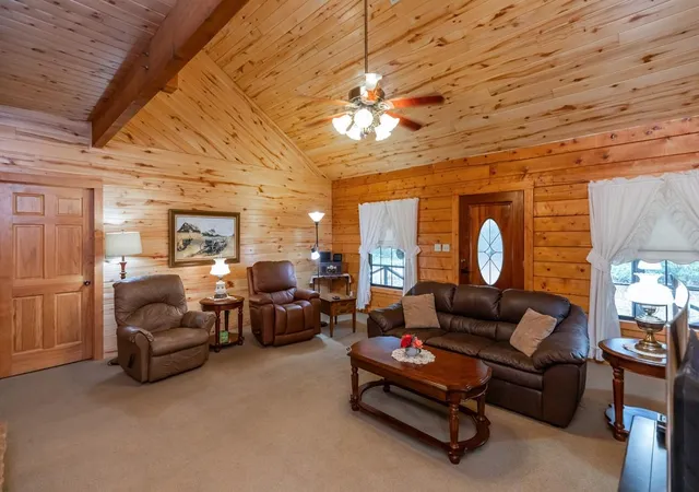 Homes for sale in Sour Lake, TX | 4864 Hob Warren Rd, Sour Lake, TX 77659 | MLS# 80855571