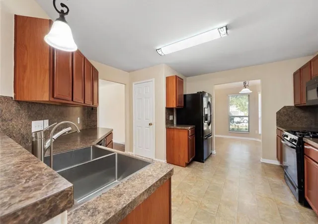 Homes for sale in Rosenberg, TX | 2103 Feather Hill Dr, Rosenberg, TX 77471 | MLS# 60056495