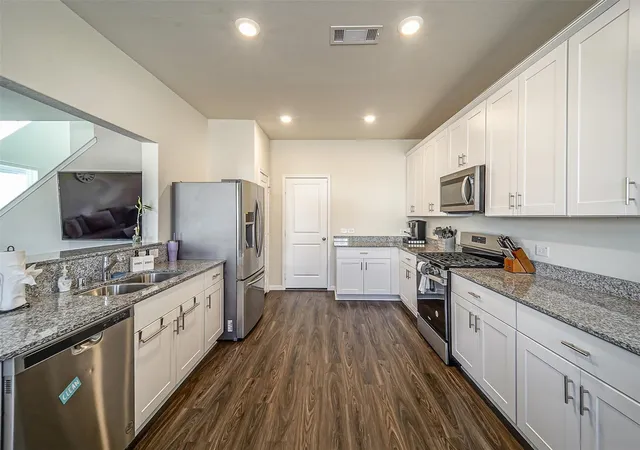 Photo 3 of Single family home for sale at 6422 Franklin View Ln, Houston, TX 77084 | MLS# 35010695 | Listing updated on 2026-09-15