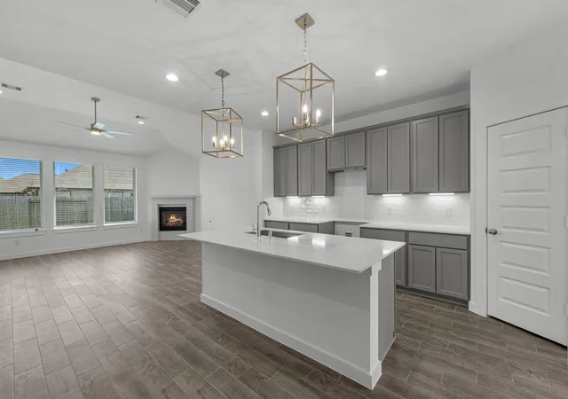 Photo 2 of Sale Pending at 76 Shining Point Dr, Waller, TX 77484 | MLS# 44286829 | Listing updated on 2026-09-09