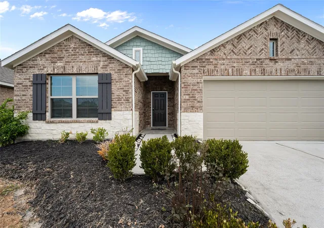 Photo 3 of Single family home for sale at 7602 Pampero Ln, Baytown, TX 77523 | MLS# 83039756 | Listing updated on 2026-08-28