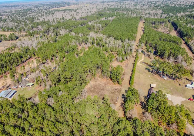 4th image of 477 County Line Rd, Shepherd, TX 77371 | MLS# 52577411