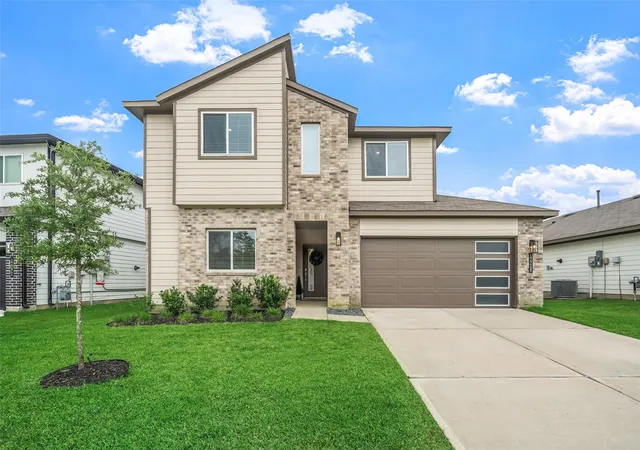Single family home for sale at 12268 Council Grv Dr, Conroe, TX 77384 | MLS# 48379340