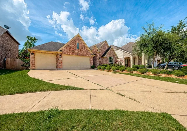 2nd image of 7122 Fall Creek Ln, Missouri City, TX 77459 | MLS# 16593478